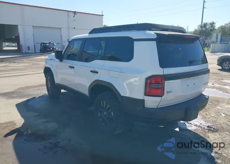 2024 Toyota Land Cruiser 1958 z USA, uszkodzony, nr VIN JTEABFAJ7RK009378